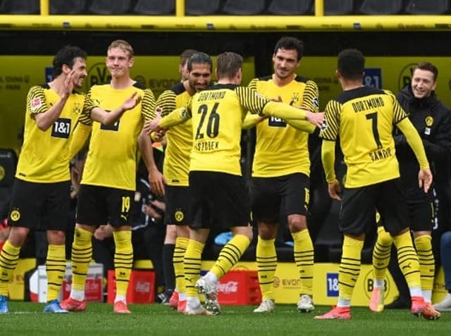 Borussia Dortmund x Bayern Leverkusen