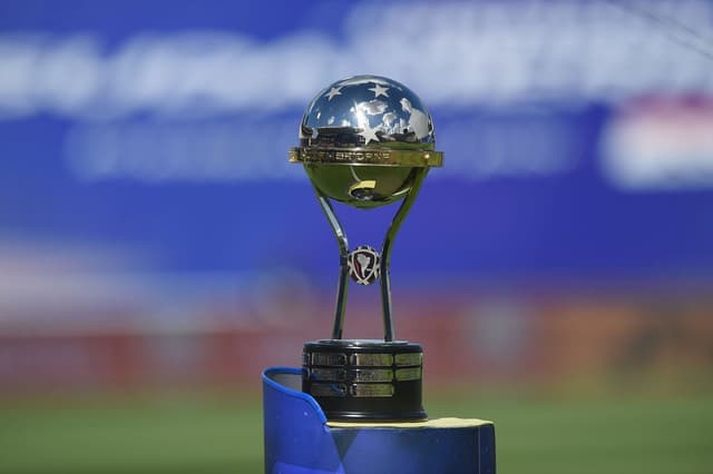 Troféu da Copa Sul-Americana