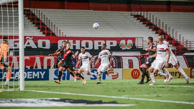 Atlético GO x São Paulo