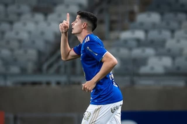 Matheus foi o nome do jogo diante do Vasco com dois gols