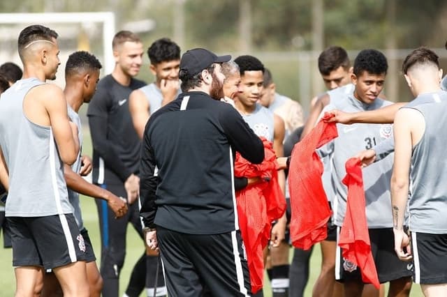 Treino Corinthians - sub-20