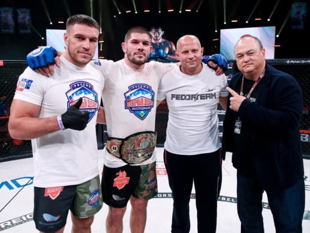 Valentin Moldavsky é pupilo de Fedor e novo campeão interino dos pesados (Foto Bellator MMA)