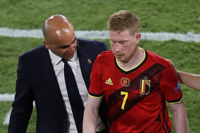 Bélgica x Portugal - De Bruyne e Roberto Martínez