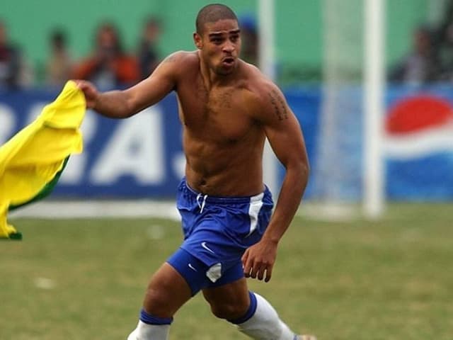 Adriano - 2004