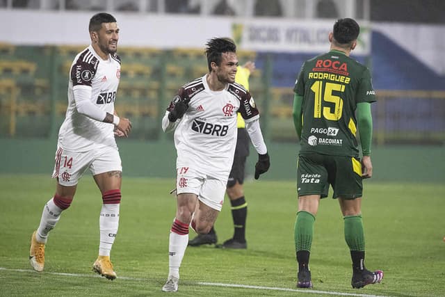 Flamengo x Defensa y Justicia - Michael