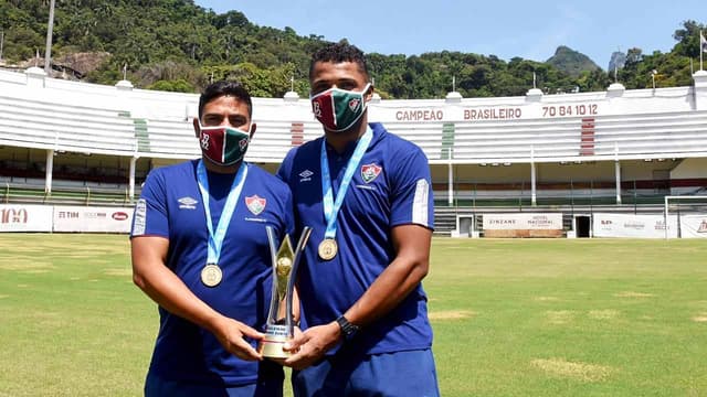 Filipe Torres e Isaías Barbosa - Fluminense feminino