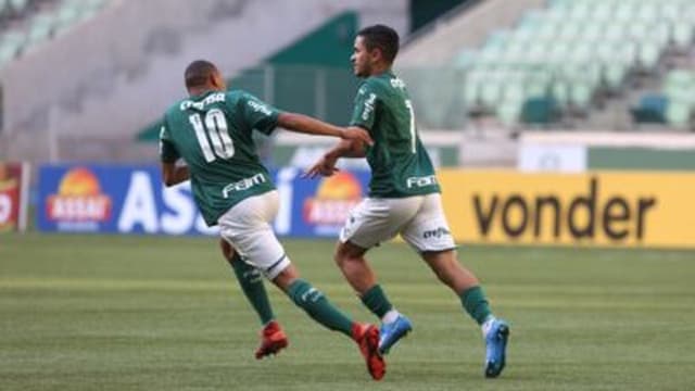 Gabriel Silva em ação pelo Palmeiras (Foto: Fabio Menotti)