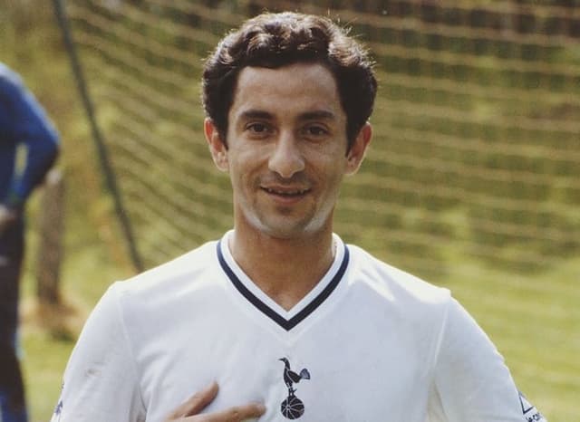 Osvaldo Ardiles nos tempos de Tottenham