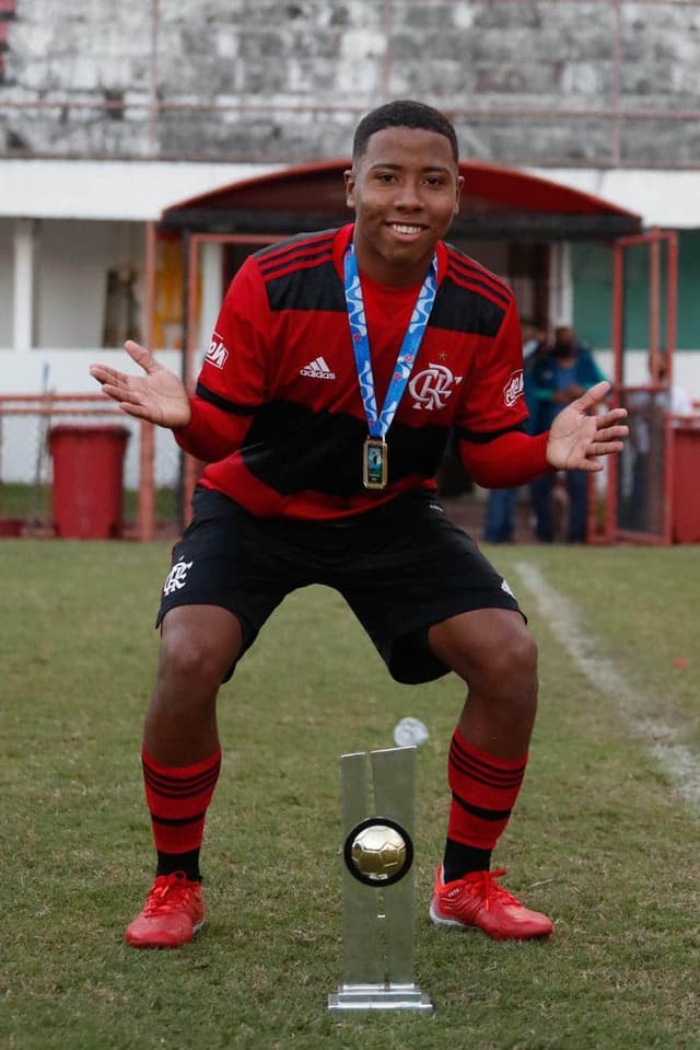 Edmílson - Sub-15 do Flamengo