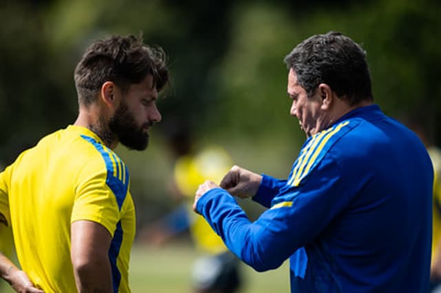 Rafael Sobis deve ser titular com Luxemburgo em seu jogo de estreia pelo Cruzeiro