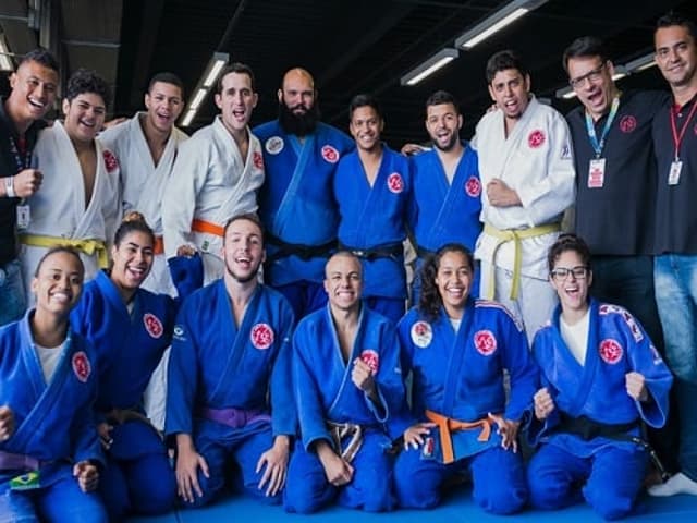 Judô Fragoso adotou um trabalho social durante o período da pandemia (Foto: Reprodução)