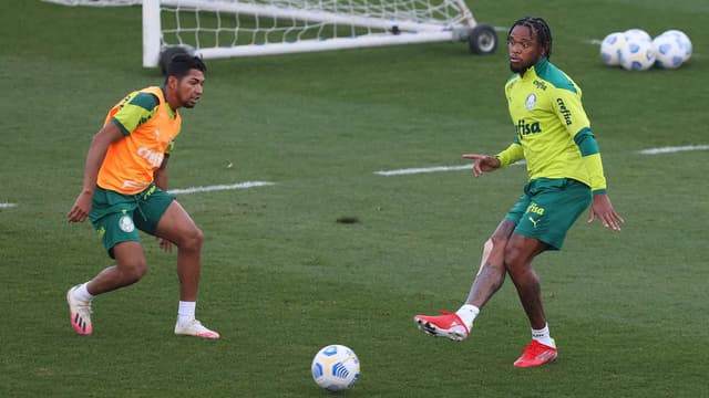 Rony Palmeiras treino