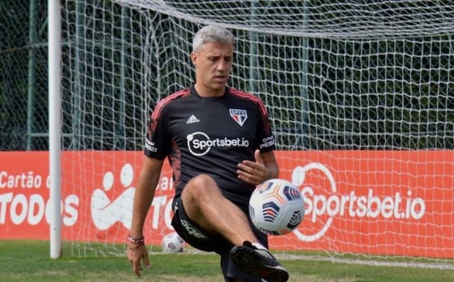 Crespo durante o treino do São Paulo