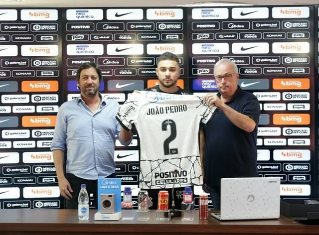 João Pedro - Apresentação Corinthians