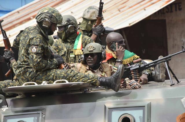 Militares no Guiné - Golpe de Estado