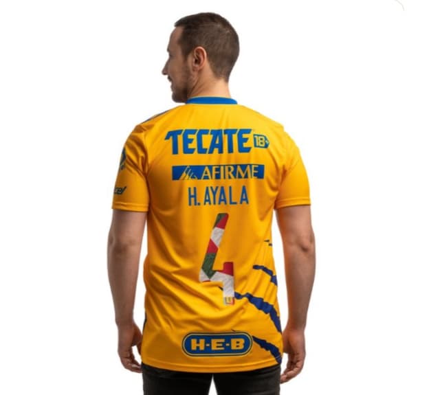 Novo uniforme do Tigres