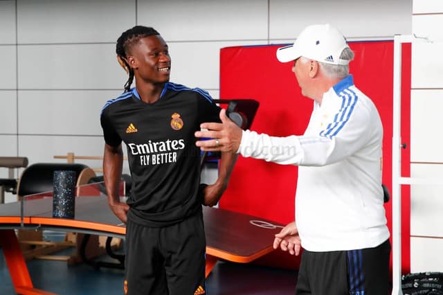 Eduardo Camavinga e Carlo Ancelotti - Real Madrid