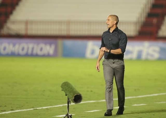 Sylvinho - Atlético-GO x Corinthians