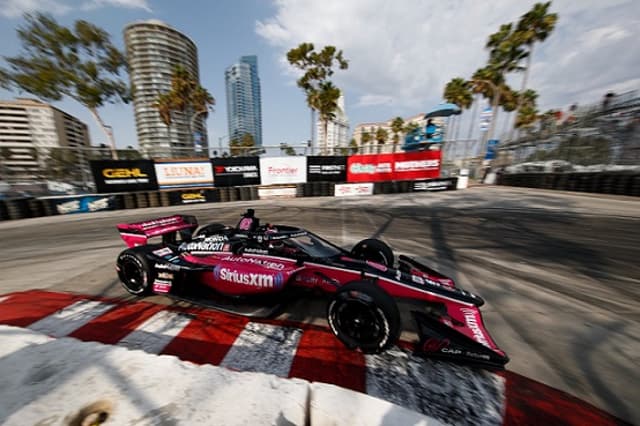 Helio Castroneves encerrou a temporada 2021 em Long Beach (Foto: Divulgação)