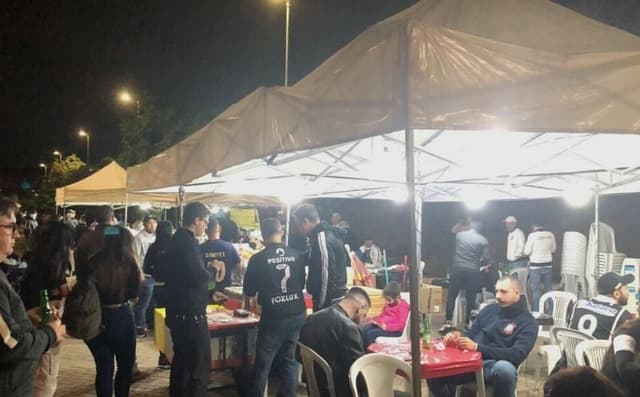 Volta da torcida ao estádio efervesceu o comércio nos arredores