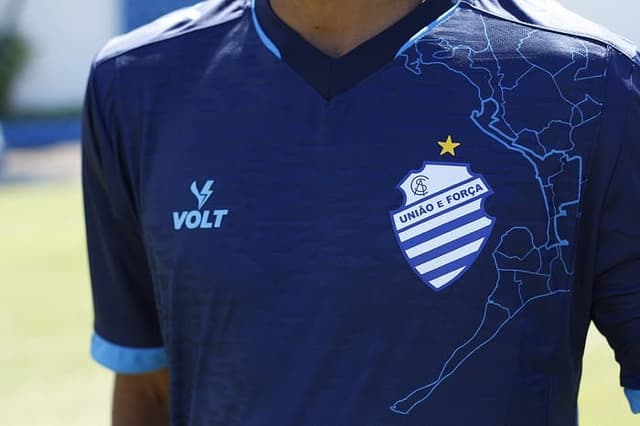 Atual terceiro uniforme do CSA