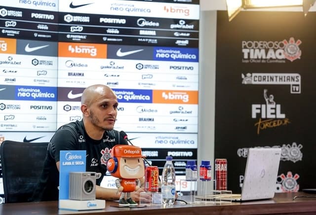 Coletiva Fábio Santos - Corinthians