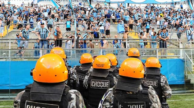 Invasão da torcida do Grêmio