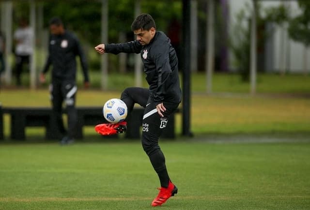 Fagner - treino do Corinthians - 19-11