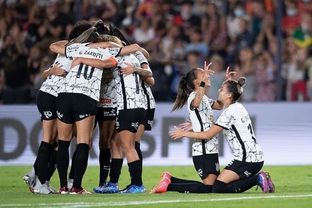 Santa Fé x Corinthians - Libertadores Feminina