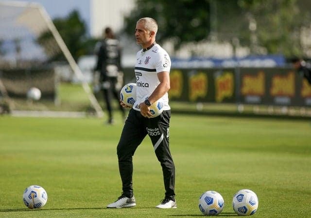 Sylvinho - treino do Corinthians - 23-11