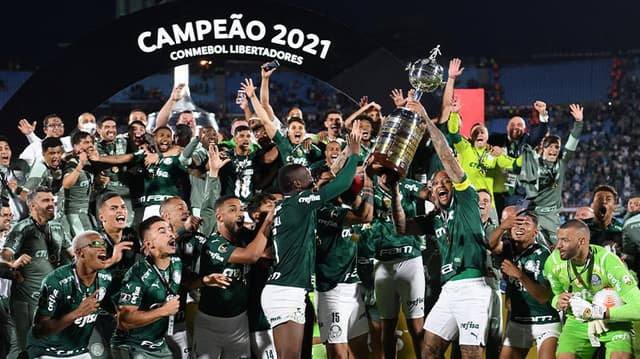 Palmeiras com a Taça