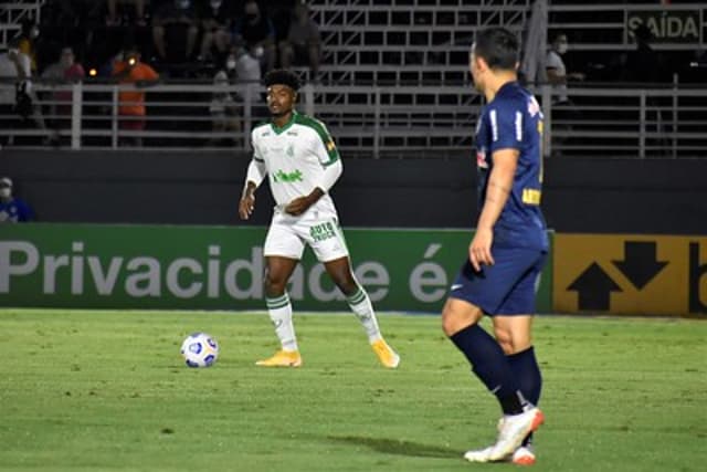 Zagueiro do Coelho garantiu seu primeiro gol na temporada