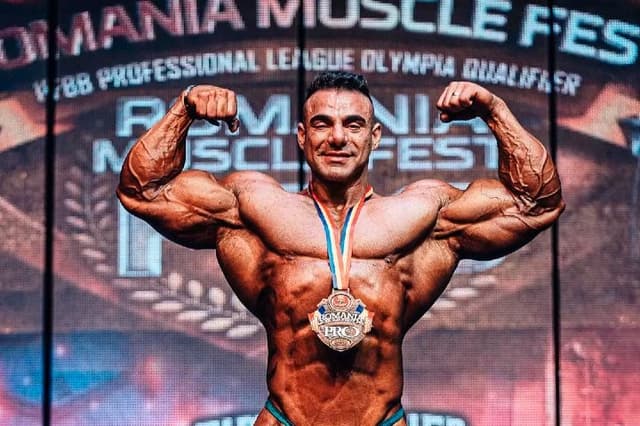 Rafael Brandão foi campeão da categoria Open do torneio Romania Muscle Fest Pro, que foi realizado na Romênia