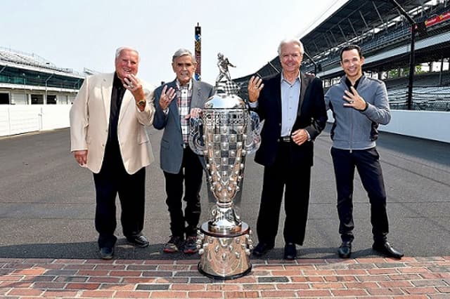 AJ Foyt, Al Unser, Rick Mears e Helio Castroneves (Foto: Indycar)