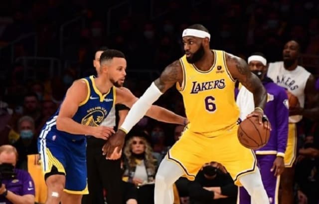 Stephen Curry e LeBron James