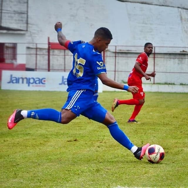 Cruzeiro venceu e segue 100% na Copinha