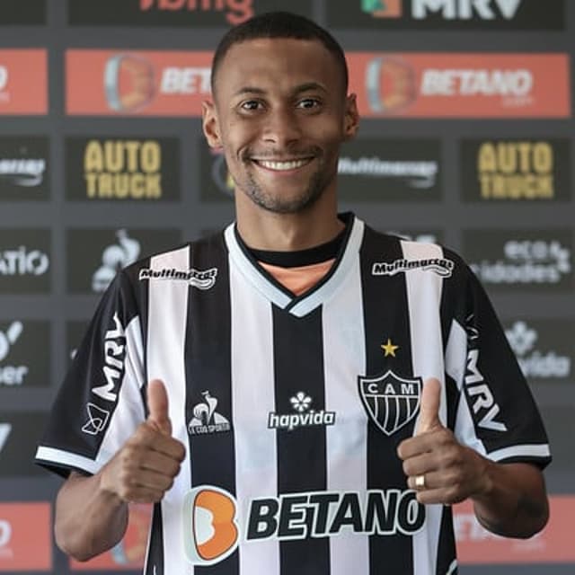 Ademir, de 26 anos,  teve grande ano no América-MG e agora defenderá o Galo