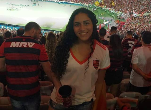 Carol Affonso - Torcedora do Flamengo e vítima da tragédia de Petrópolis