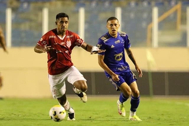 A Raposa definiu sua classificação no segundo tempo do duelo contra o Sergipe