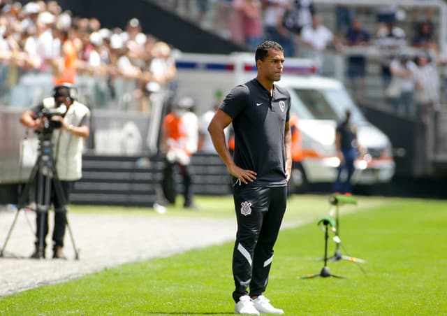 Fernando Lázaro - Corinthians x Bragantino