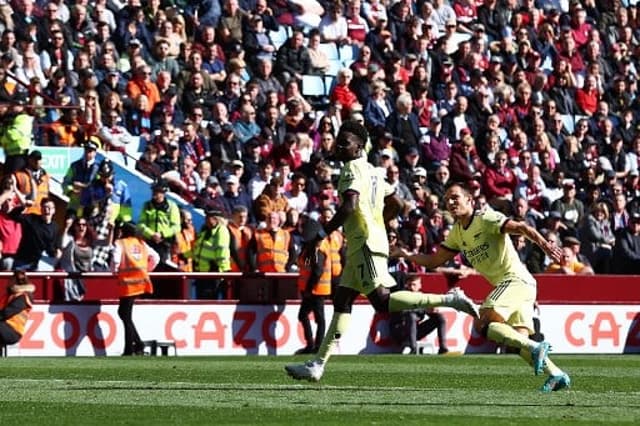 Aston Villa x Arsenal