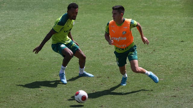 Atuesta e Jailson - treino Palmeiras