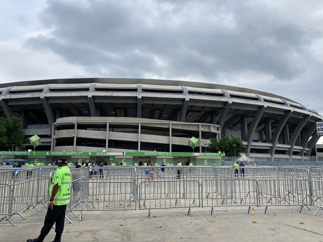 Maracanã - pré-jogo de Fluminense x Botafogo