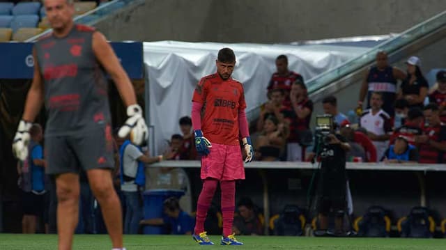 Flamengo x Fluminense - Aquecimento Diego Alves