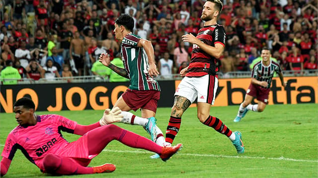 Flamengo x Fluminense - Cano