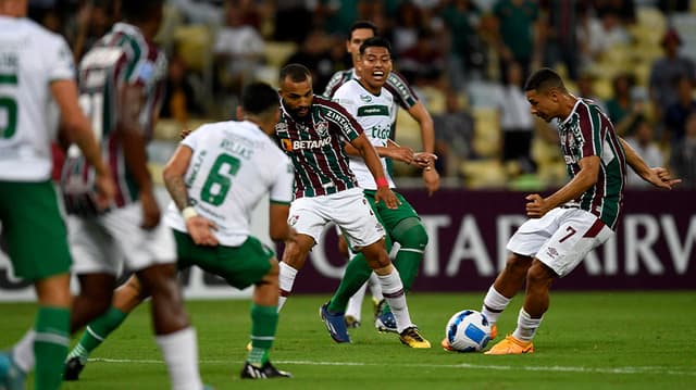 Fluminense x Oriente Petrolereo