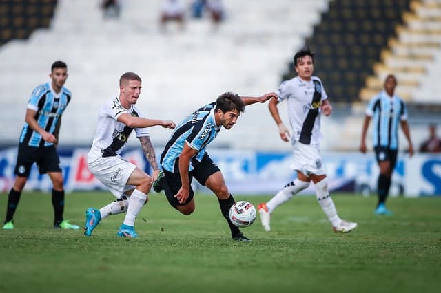 Ponte Preta x Grêmio - Lucas Silva