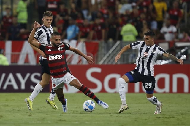 Flamengo x Talleres - Thiago Maia