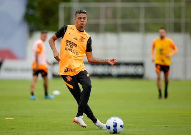 Adson - Treino Corinthians