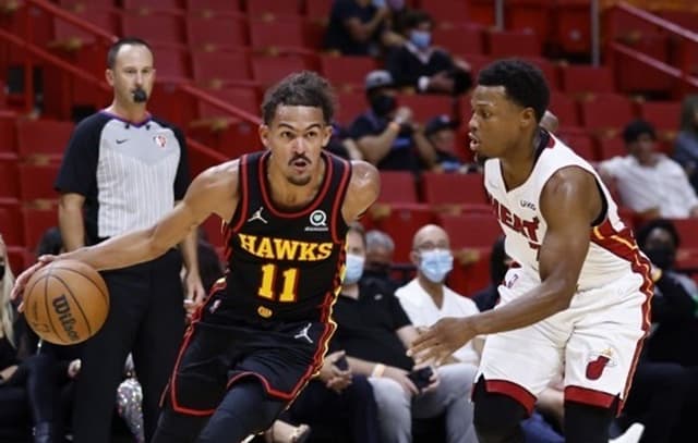 Trae Young e Kyle Lowry